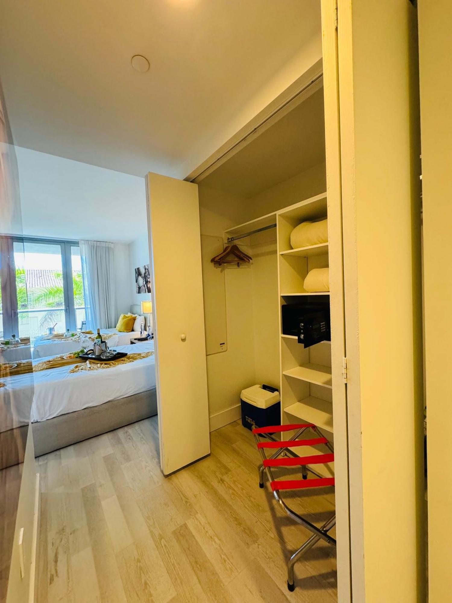 Beachwalk Resort & Condos Hallandale Beach Luaran gambar