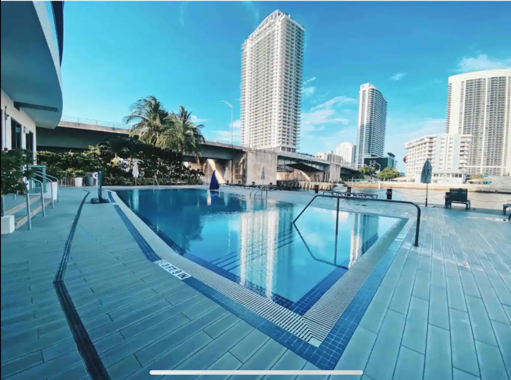 Beachwalk Resort & Condos Hallandale Beach Luaran gambar