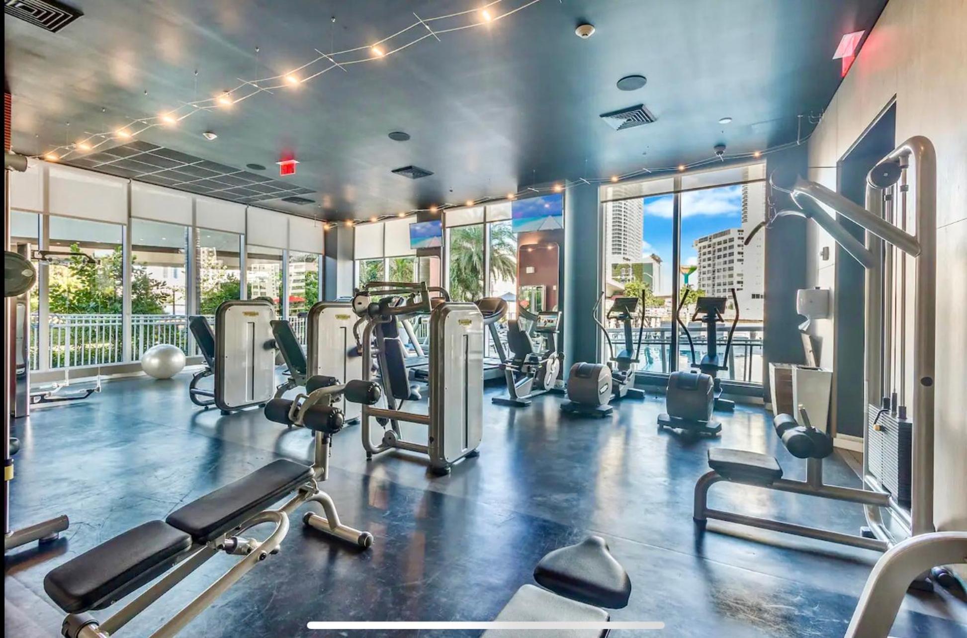 Beachwalk Resort & Condos Hallandale Beach Luaran gambar